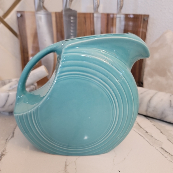 Fiestaware Turquoise disk Water Pitcher. Perfect as a pitcher or a vase. - Picture 8 of 9